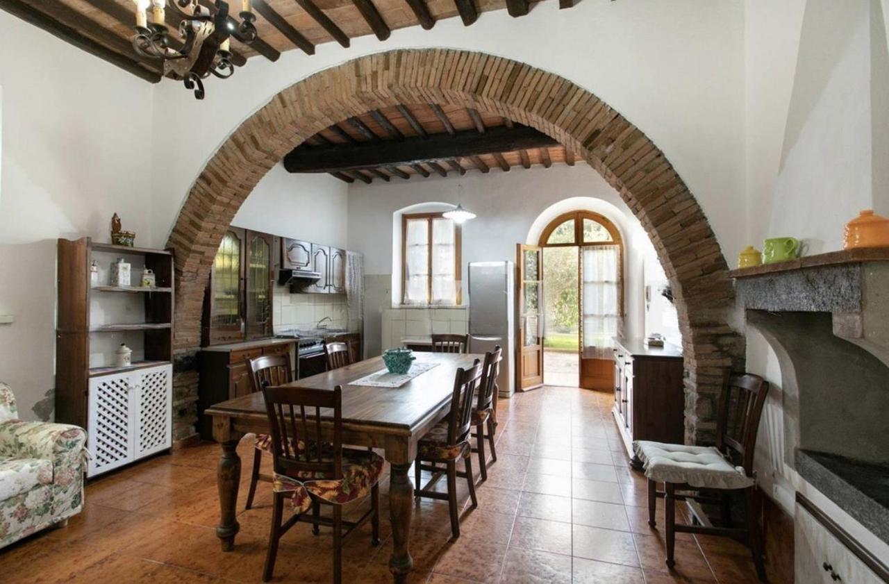 Maison Antoinette San Vincenzo Exterior photo