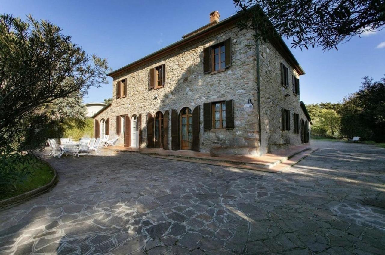 Maison Antoinette San Vincenzo Exterior photo